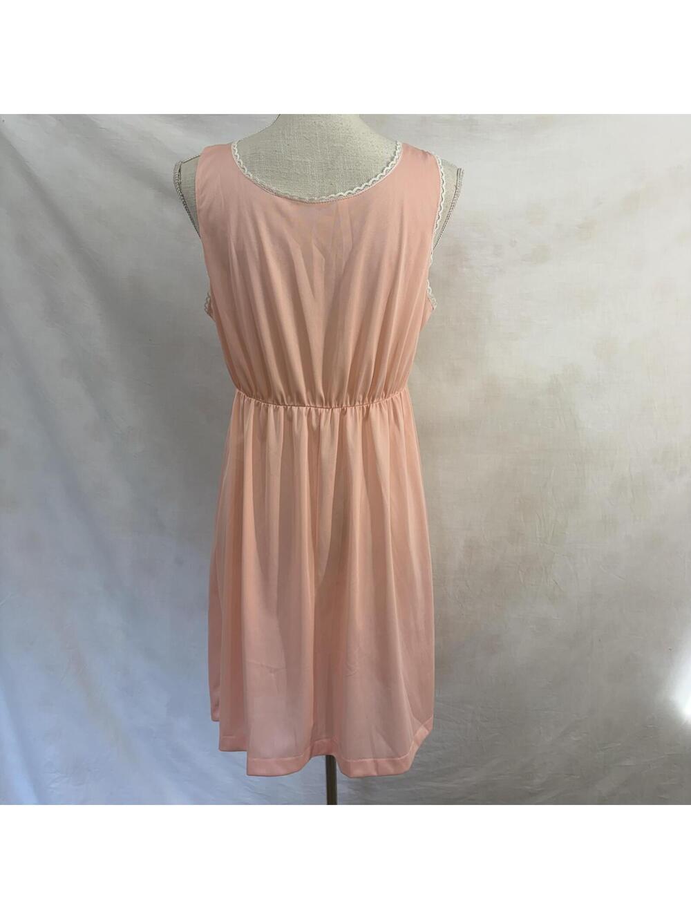 Peachy pink nylon lace chemise gown vintage 70s sz medium - Picture 3 of 4